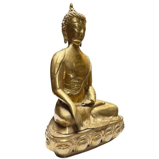 Antieke Tibetaanse boeddha van vuurverguld brons op lotusbasis