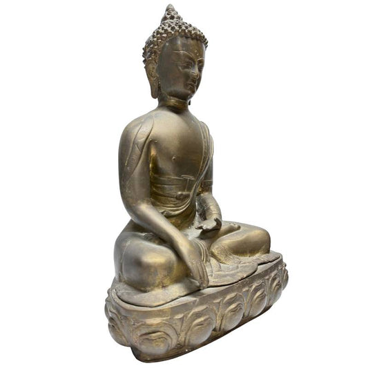 Vuurvergulde Himalaya Boeddha in meditatiehouding met bhumisparsha mudra