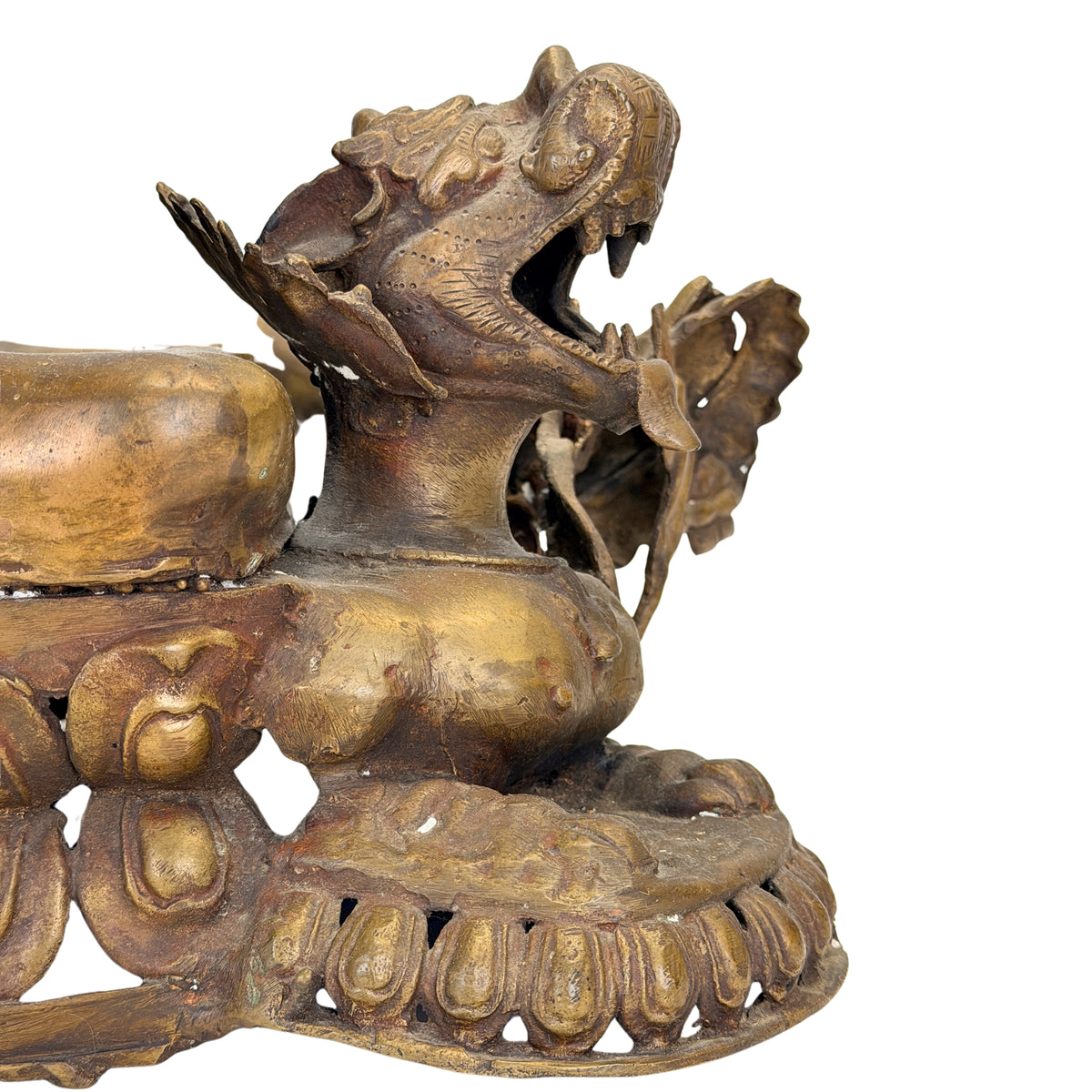 Detail van borst, halskettingen en sieraden op de antieke Nepalese Mañjuśrī