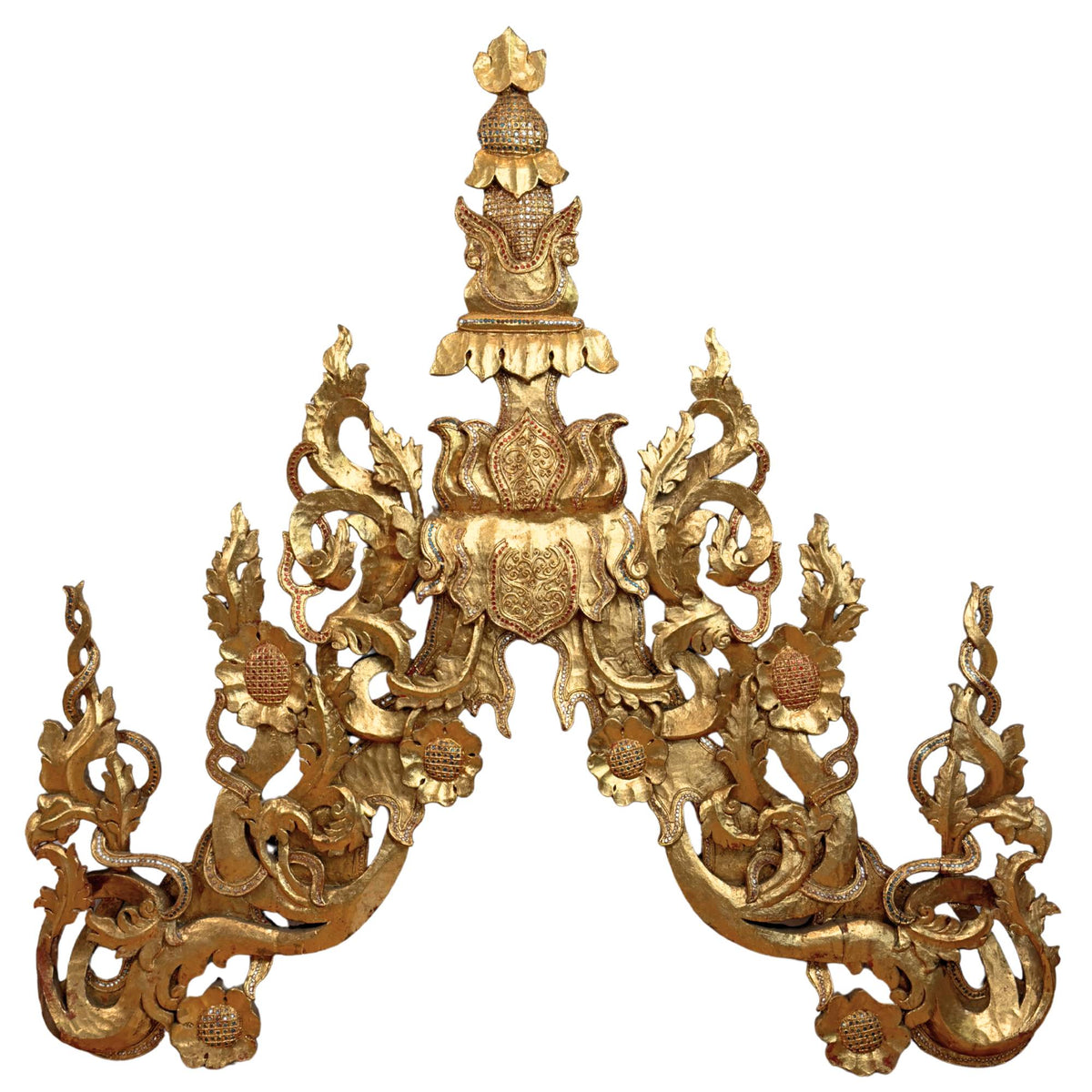 Monumentaal Birmaans tempelfronton ensemble in Mandalay-stijl – opname 2