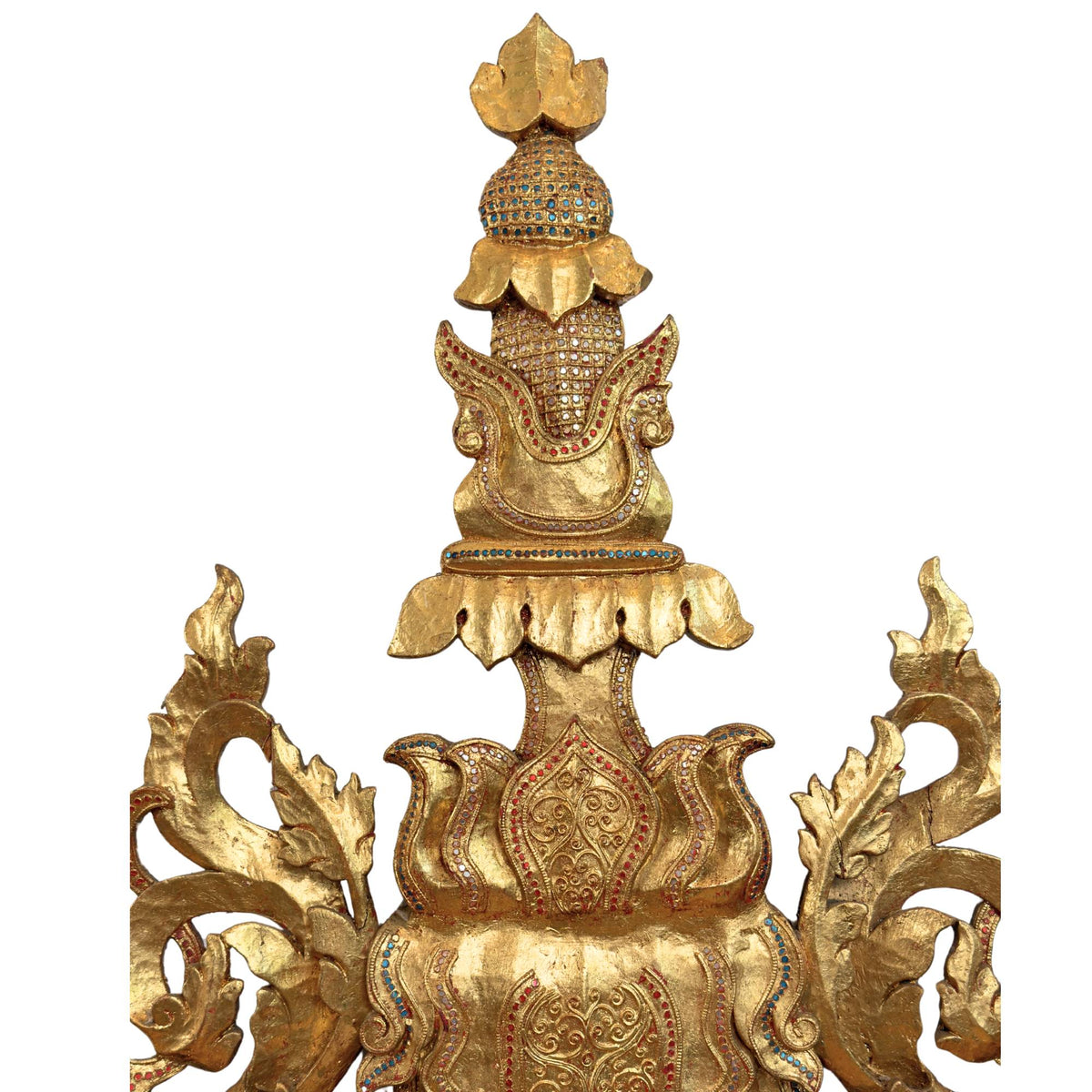 Monumentaal Birmaans tempelfronton ensemble in Mandalay-stijl – opname 3