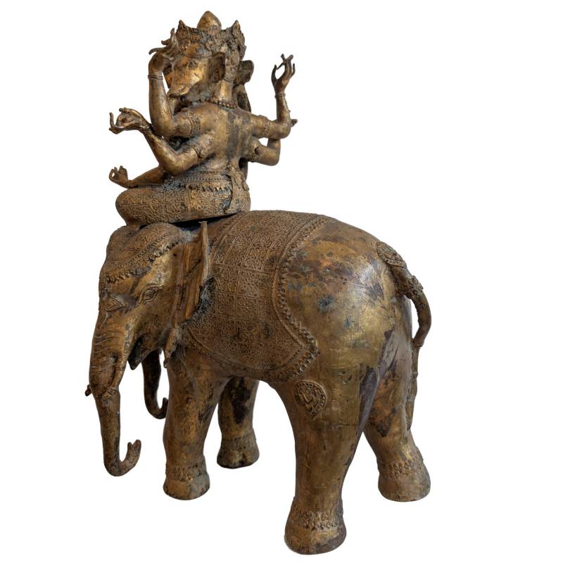 Trimukha Mahārakta Gaṇeśa op Airavata – Vuurverguld Newar brons, Nepal – lot 155