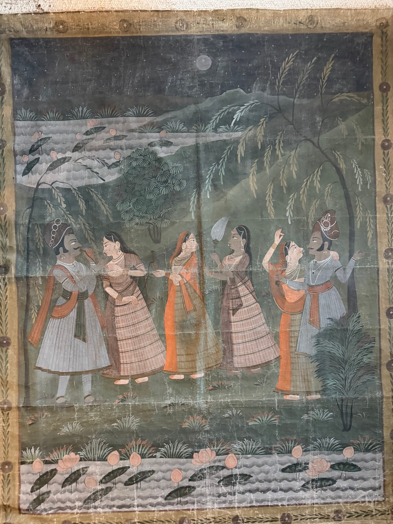antiek indiaas textiel schilderij hangdoek pichwai