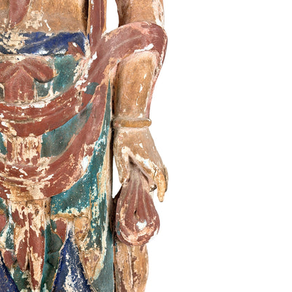 Detail van linkerhand en attribuut van antieke Chinese Guanyin