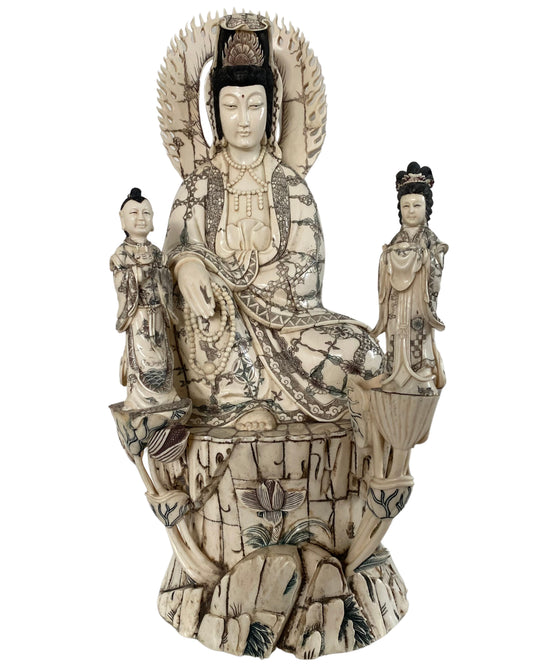 Antieke Chinese Kwan Yin Guanyin uit de late Qing-dynastie