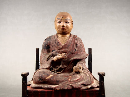 Antieke Japanse devotionele houten sculptuur
