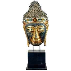 Monumentale Antieke Birmese Mandalay Boeddhakop – Verguld Hout met Glasmozaïek – ca. 1890–1920 – 90,5 cm