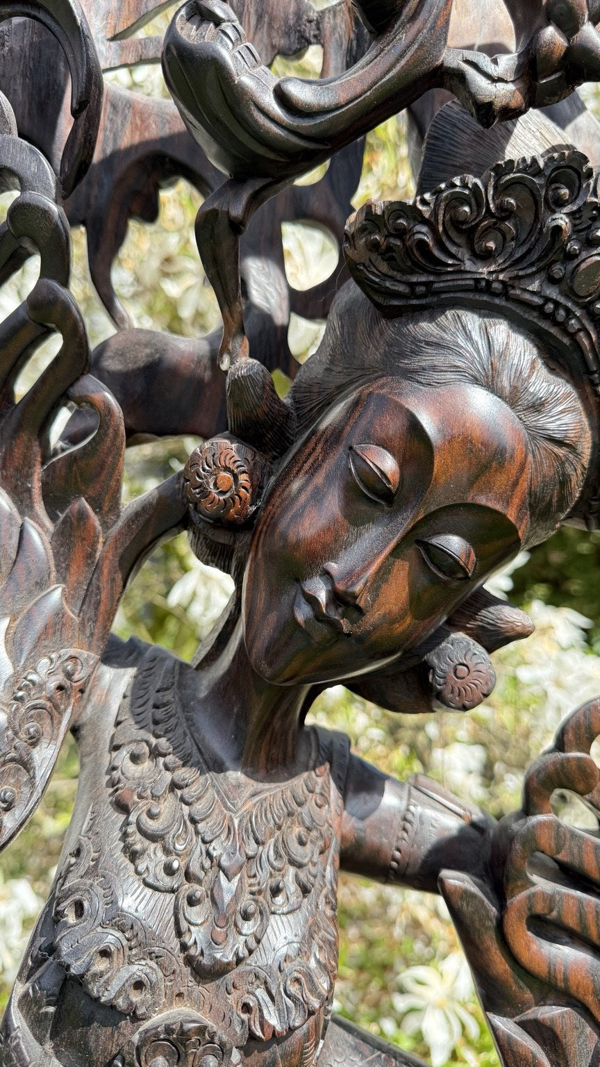 Monumentaal Balinees Coromandel Beeld – 137 cm – Pita Maha Stijl