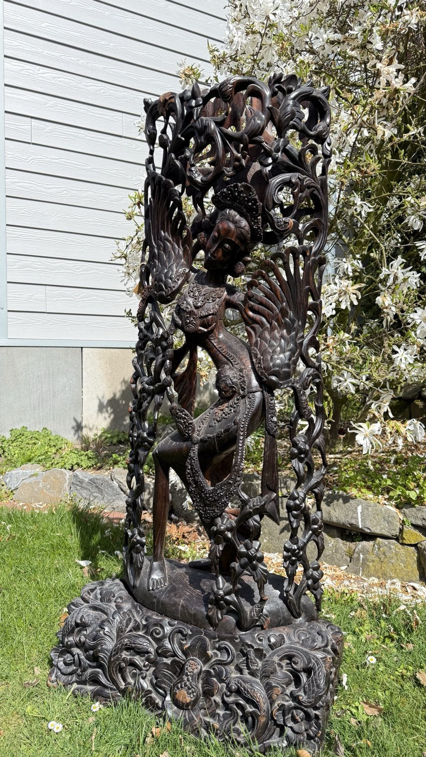 Monumentaal Balinees Coromandel Beeld – 137 cm – Pita Maha Stijl
