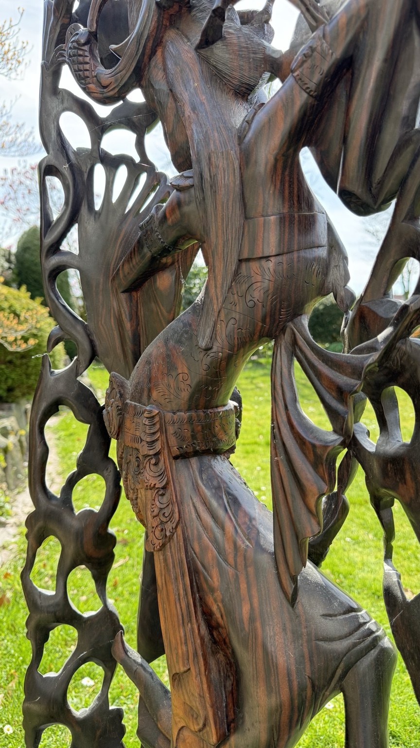 Monumentaal Balinees Coromandel Beeld – 137 cm – Pita Maha Stijl