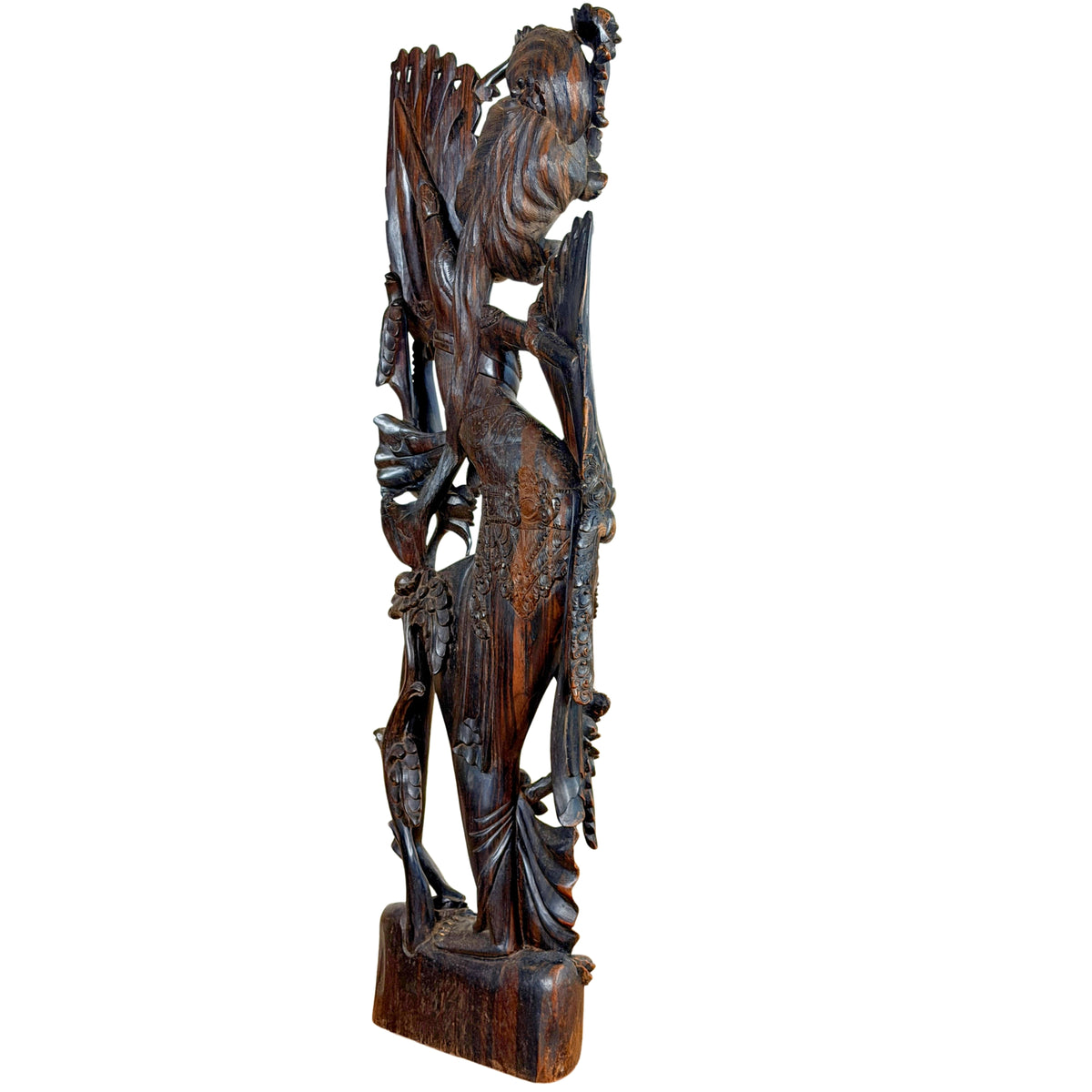 Coromandel Dewi met Garuda-vleugels, zijaanzicht