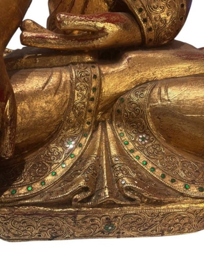 Birmaans Boeddhabeeld met bladgoud en ingelegde ogen, Mandalay-periode ca. 1850–1900