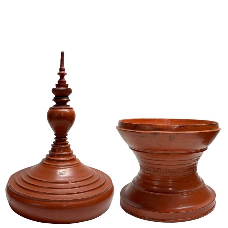 birmaanse lakwerk offerpot voor tempelgebruik met duidelijke vorm
