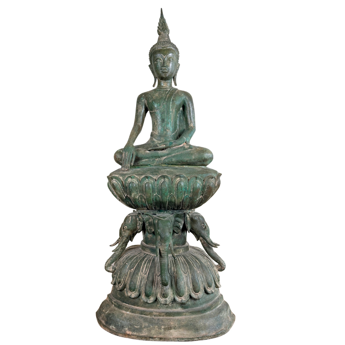 Monumentale 19e-eeuwse Birmese bronzen Shakyamuni Boeddha op olifantentroon – Lot 755