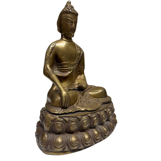 Bronzen Boeddha binnen de Sino-Tibetaanse Himalaya-traditie met serene gelaatsuitdrukking