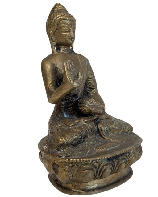 Bronzen Boeddhabeeld in Abhaya mudra
