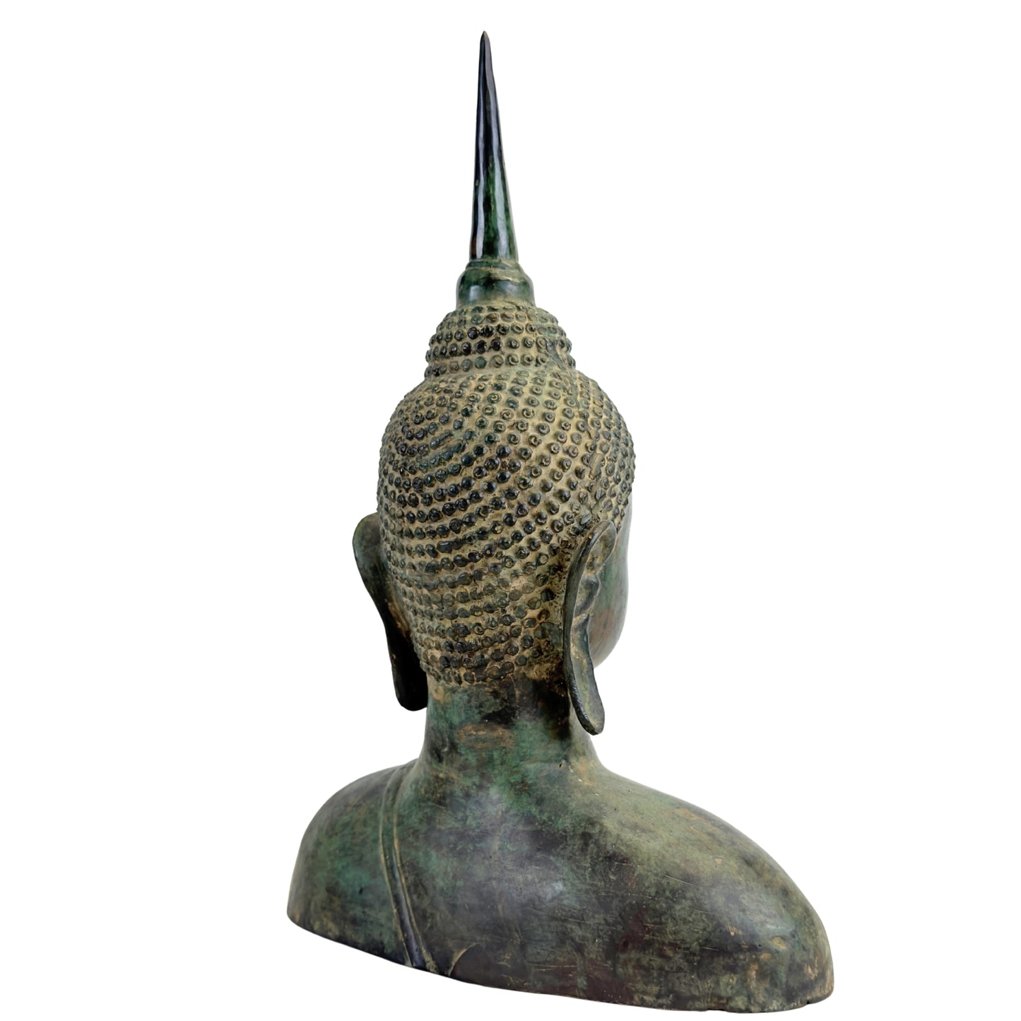 Achterzijde van een bronzen Boeddhabuste uit Thailand in Sukhothai-stijl.