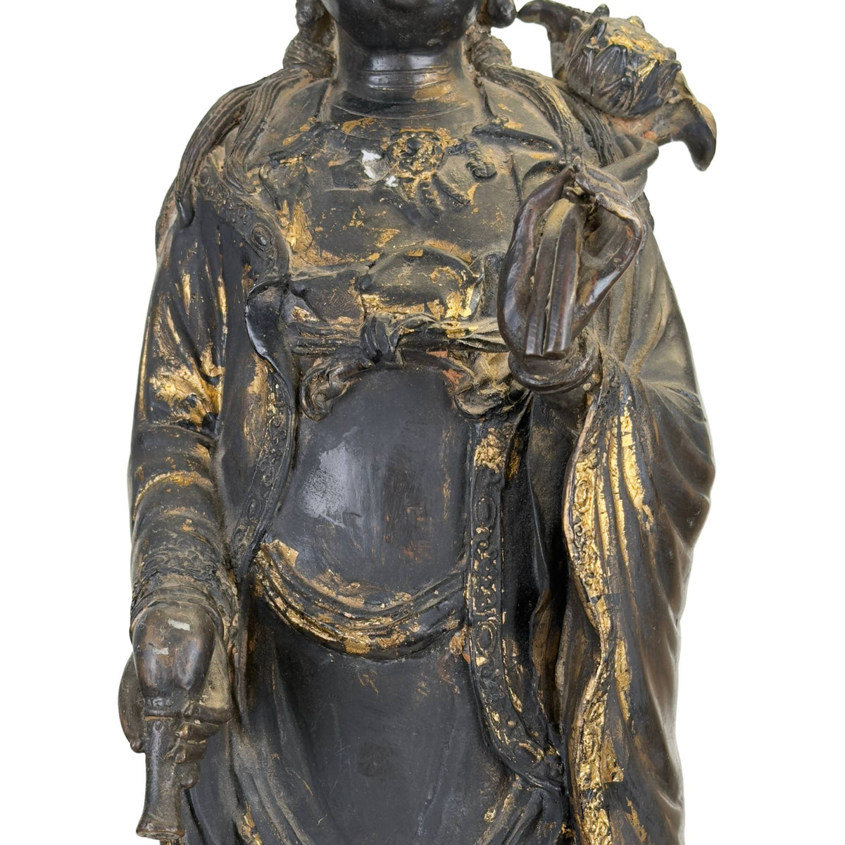 Bronzen Guanyin beeld op draakvis met oude donkere patina en krachtige Oost-Aziatische uitstraling