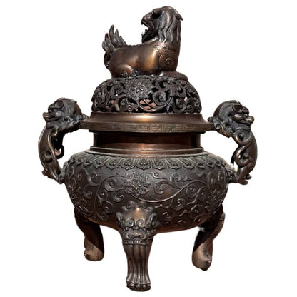 Chinese bronzen wierookbrander met foo hond
