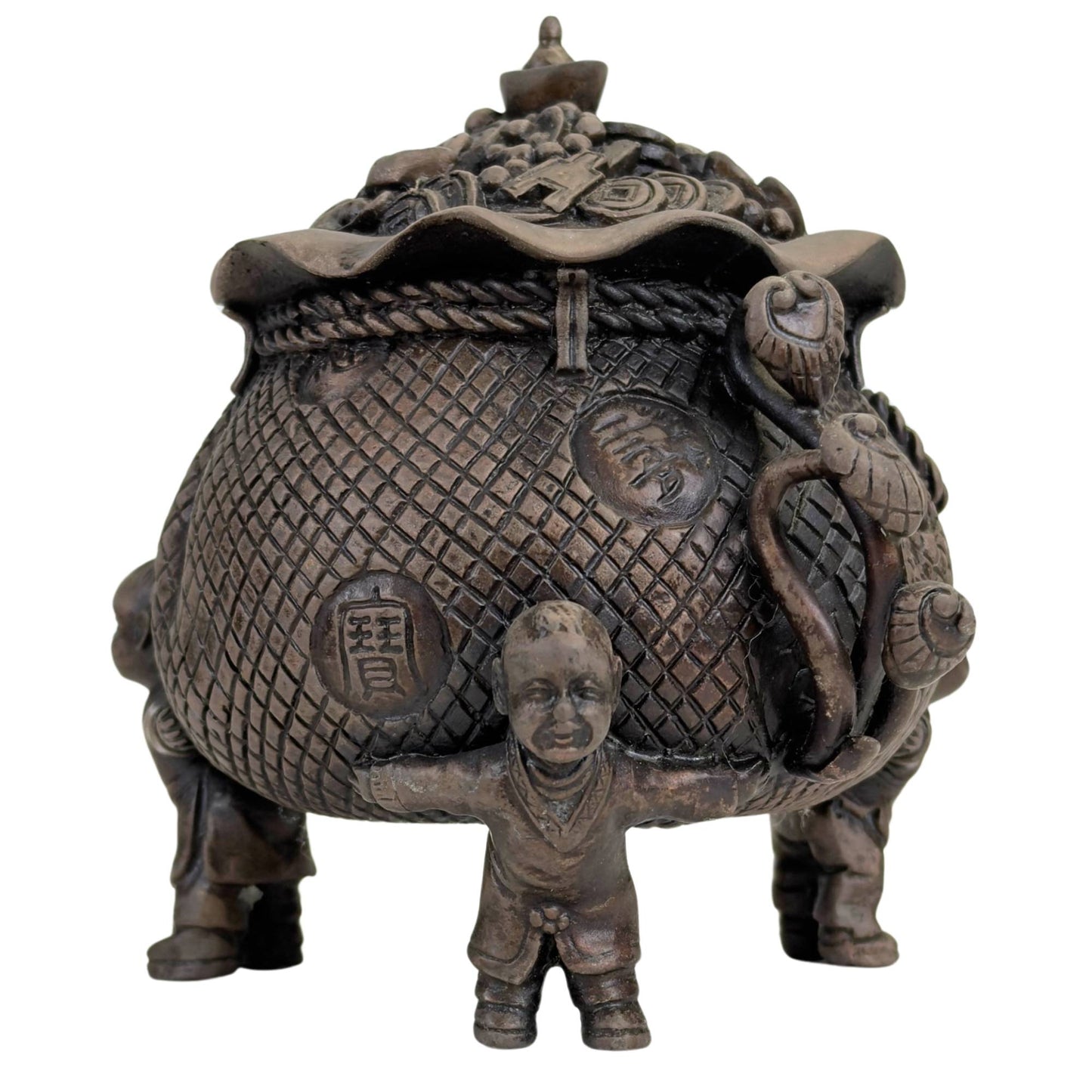 Chinese treasure basin gevuld met munten en symbolen van rijkdom