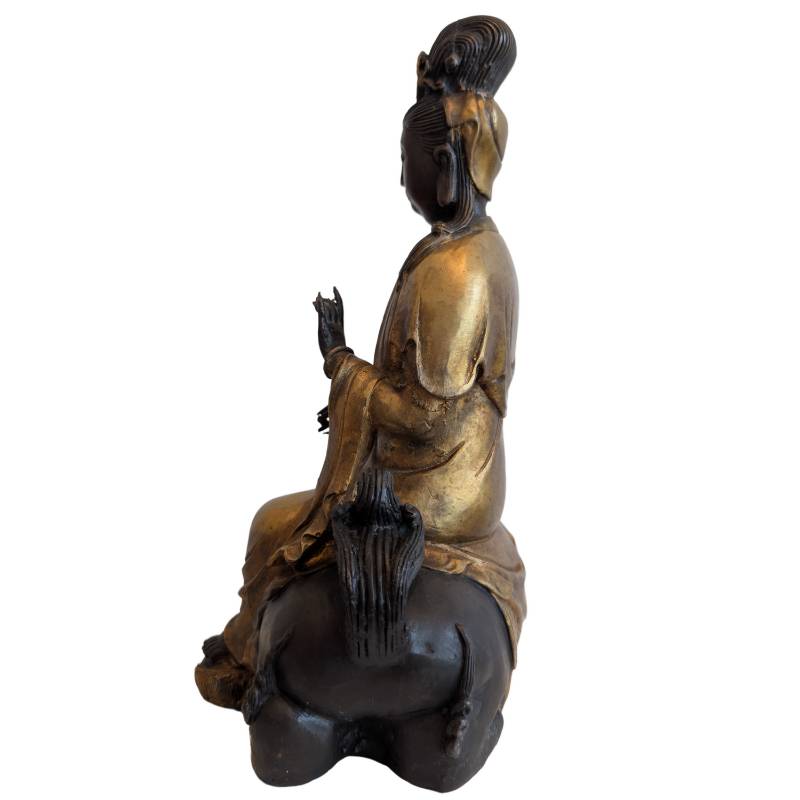 Guanyin met leeuw in Chinese iconografie