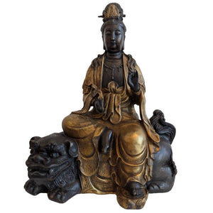 Guanyin op Leeuw – Chinees Bronzen Beeld, 20e eeuw – lot 153