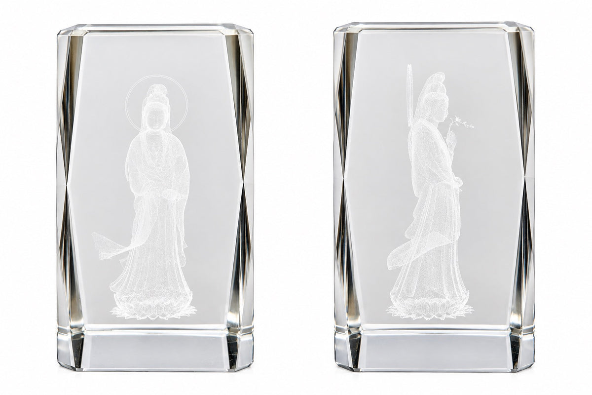 Guanyin in 3D lasergegraveerd optisch kristalglas, gecombineerd voor- en zijaanzicht