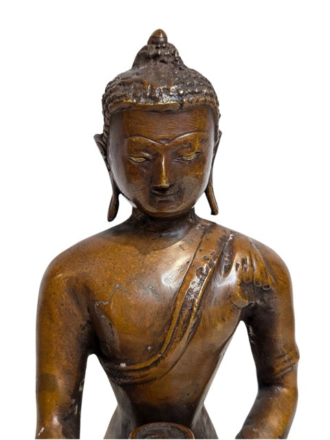 Detail van ogen met restvergulding op Himalaya bronzen Boeddha, 17e eeuw