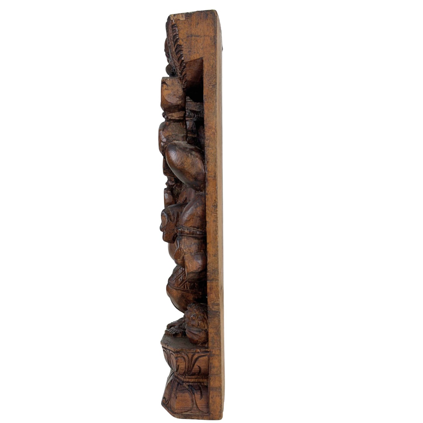 Houten Ganesha met kroon en sierlijke decoratieve afwerking