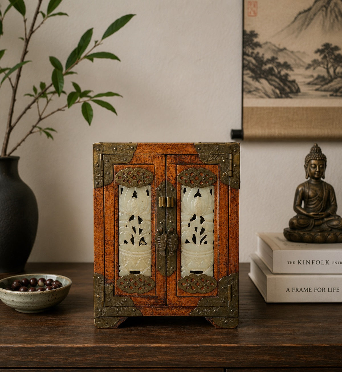 Chinese houten sieradenkist met gesneden steenpanelen en messing beslag – opname 14