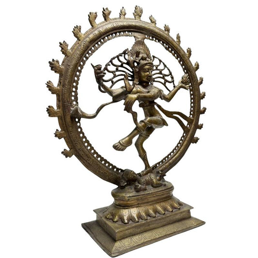 Bronzen Nataraja Shiva in klassieke danshouding, Indiase tempelstijl