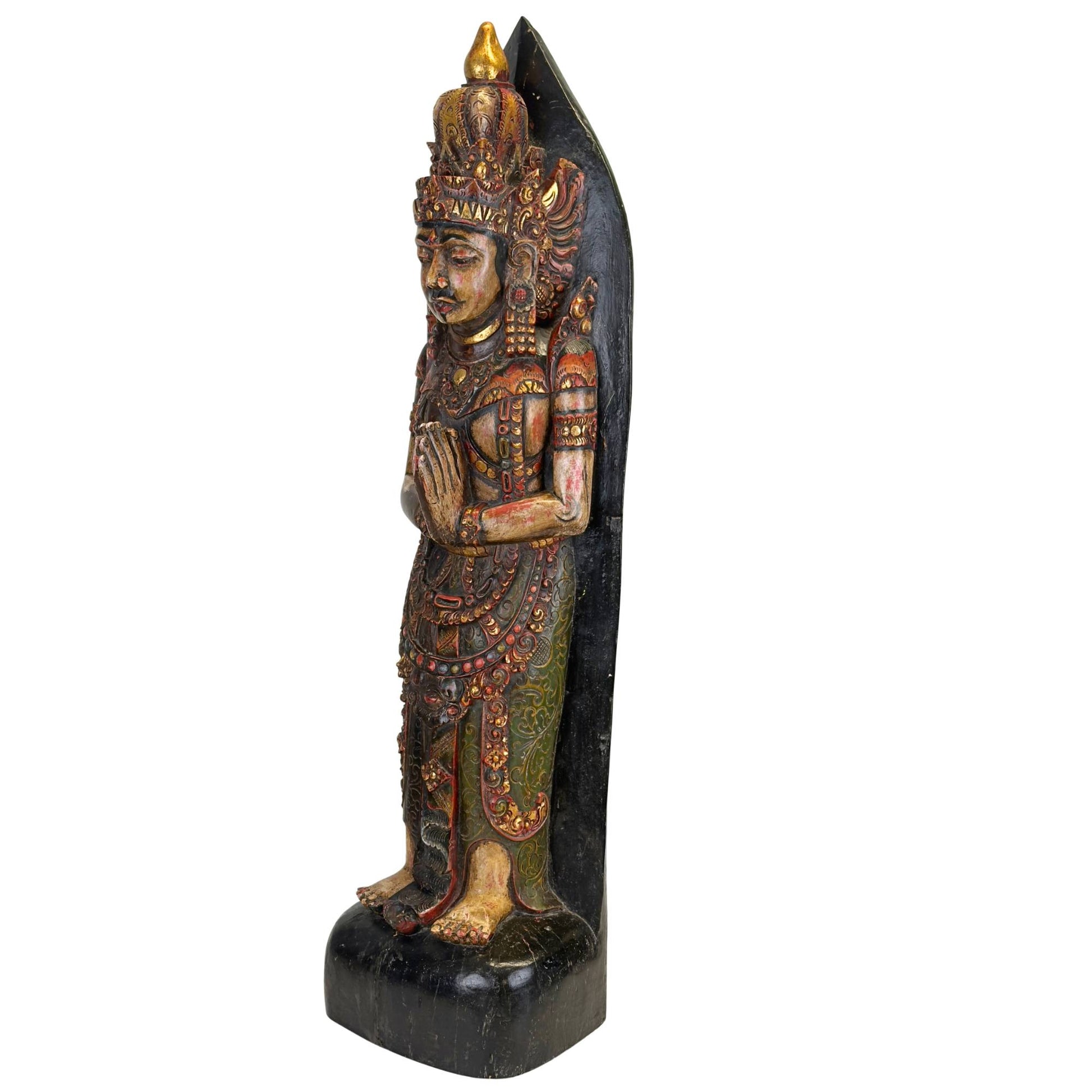 Indonesisch tempelbeeld in traditionele Balinese kunststijl