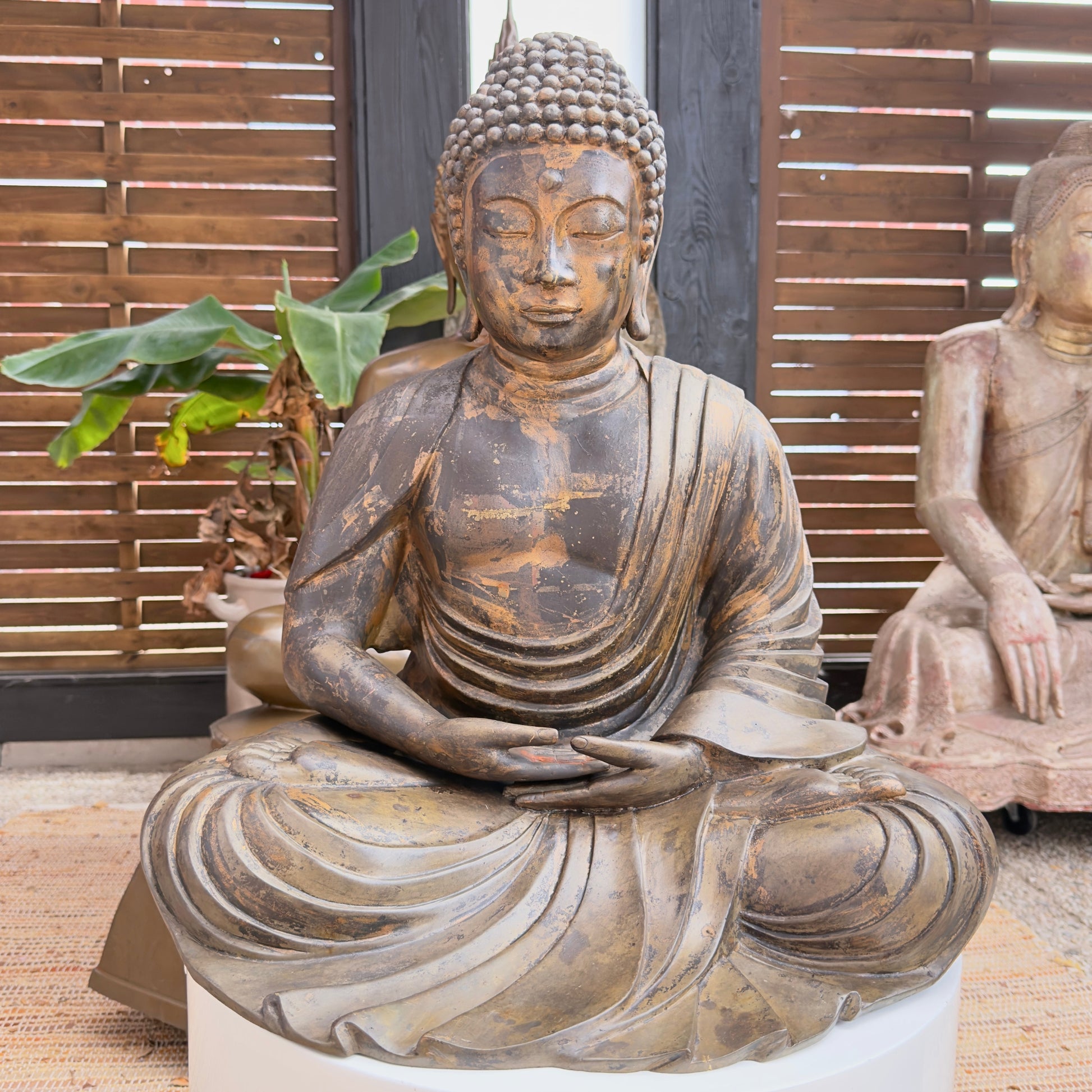 Antieke Japanse bronzen Boeddha uit de Meiji-periode