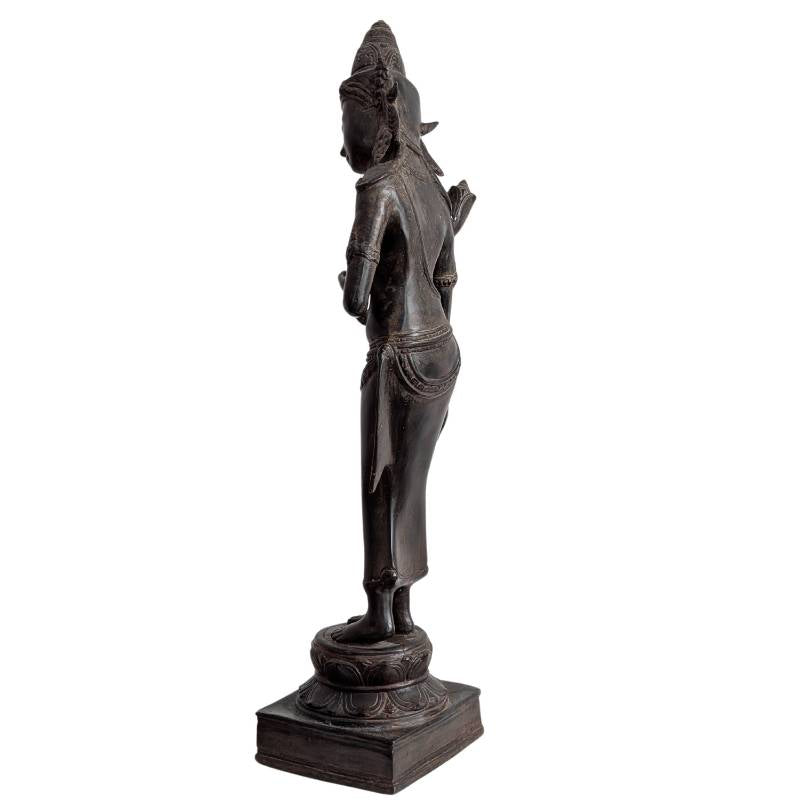 Bronzen Tara bodhisattva uit de Khmer Revival-traditie