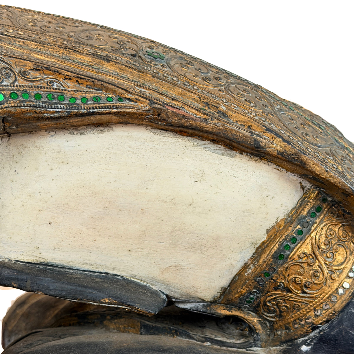 Onderrand van het gewaad met goud en glas, detail