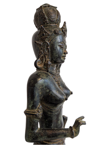Zuid-Indiase bronzen sculptuur van Lakshmi (Sri Devi)