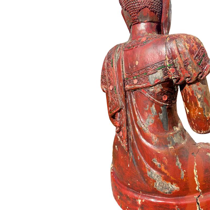 Boeddhabeeld in Mandalay stijl gesneden uit massief hout
