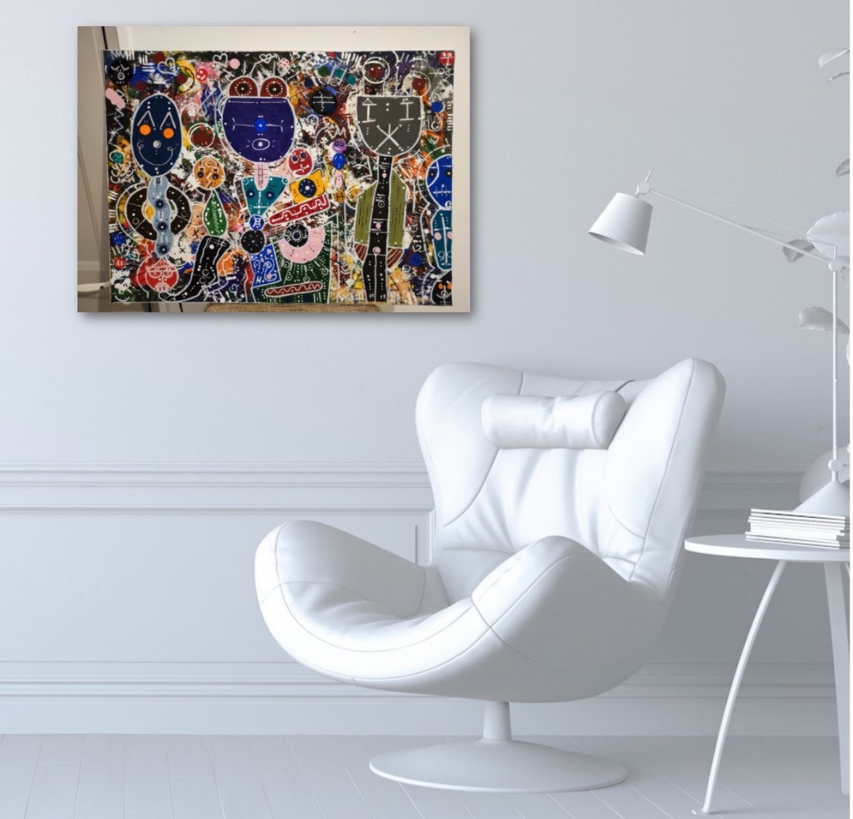 Sfeerimpressie van het schilderij in een minimalistisch wit interieur boven een designstoel.