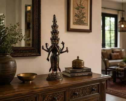 Antiek Tibetaans bronzen Avalokiteshvara met elf hoofden – opname 2