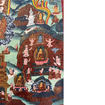 Hemelse figuren en wolkenmotieven op oude Nepalese thangka