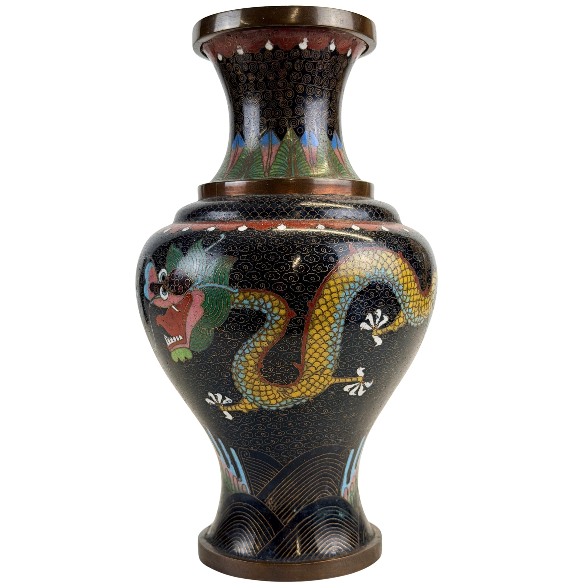 Paar grote Chinese cloisonné vazen – Qing-stijl decor