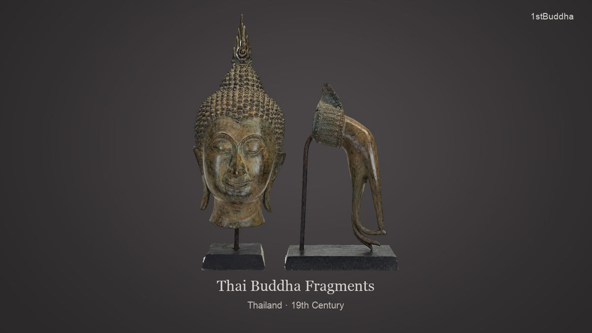 Productvideo van Antieke Thaise Bronzen Boeddha – Hoofd & Hand op Museumstandaard – 19e Eeuw, met beelden van het object en details van het oppervlak en de decoratie.