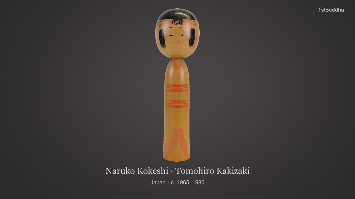 Productvideo van Handgesigneerde Traditionele Naruko Kokeshi – Tomohiro Kakizaki – 30,5 cm, met beelden van het object en details van het oppervlak en de decoratie.