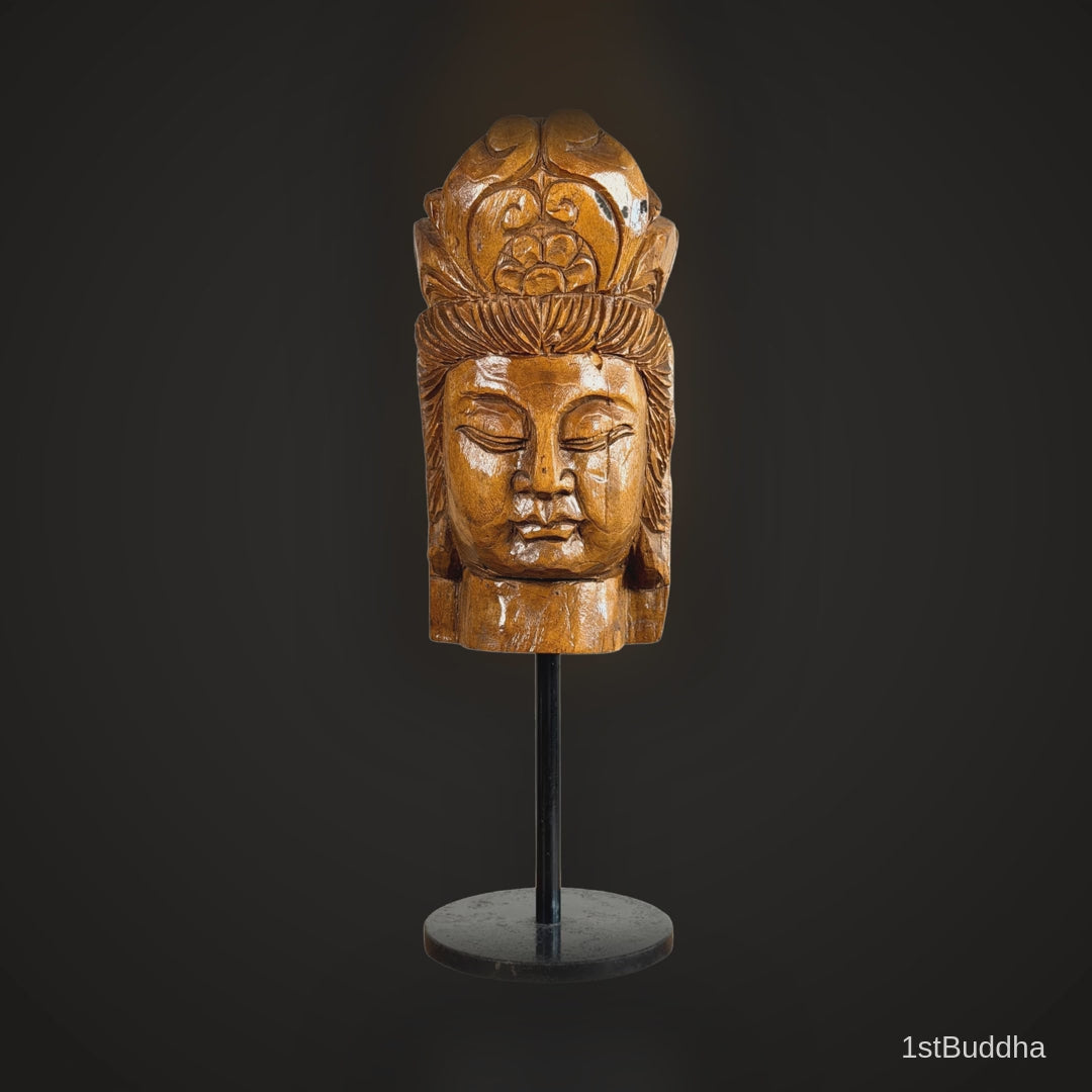 Video van vintage Chinees houten Guanyin-hoofd op metalen standaard, 20e eeuw