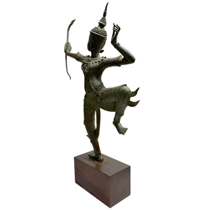 Thais bronzen beeld geïnspireerd op Ramakien hofkunst met verfijnde details