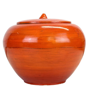 Antieke Vuurrode Handgedraaide Lakwerk Gemberpot met Deksel – ca. 1900