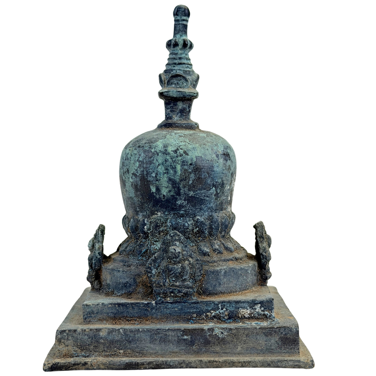 Antieke boeddhistische votiefstupa met zware minerale patina, Pala-traditie