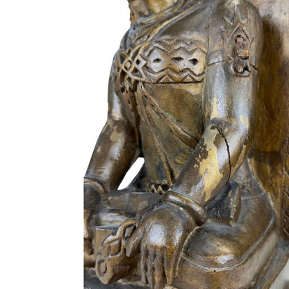 Houten tempelfiguur Sri Devi met vergulding en patina Java
