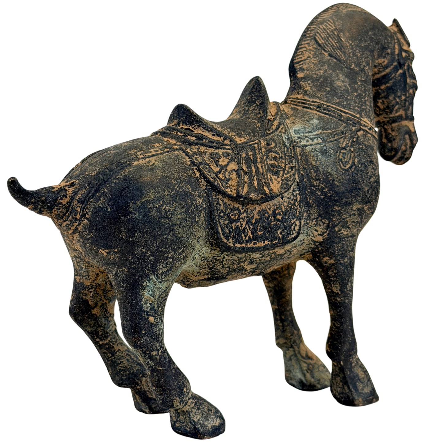Tang-stijl paardensculptuur met gelaagde archaïserende patina