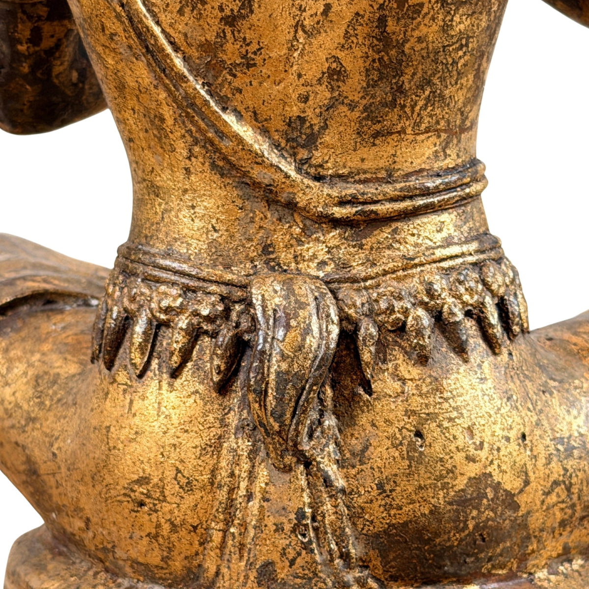 Detail van halsketting en borstornament